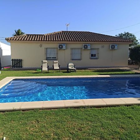 チクラナ・デ・ラ・フロンテーラ Casa Chiclana Con Piscina Privadaヴィラ エクステリア 写真