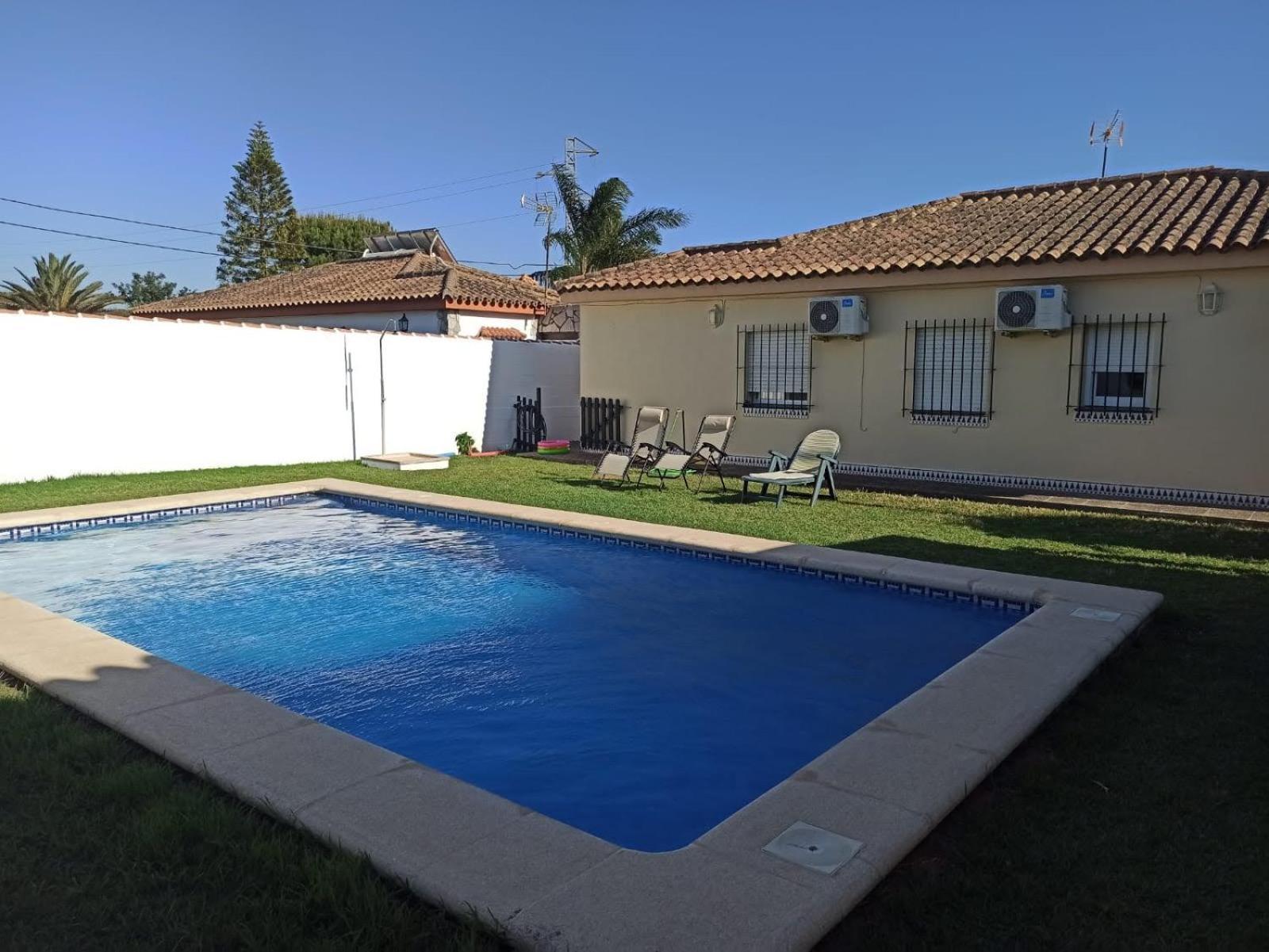 チクラナ・デ・ラ・フロンテーラ Casa Chiclana Con Piscina Privadaヴィラ エクステリア 写真